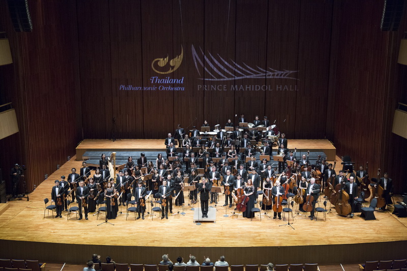 TPO Decoding the New World Concert
